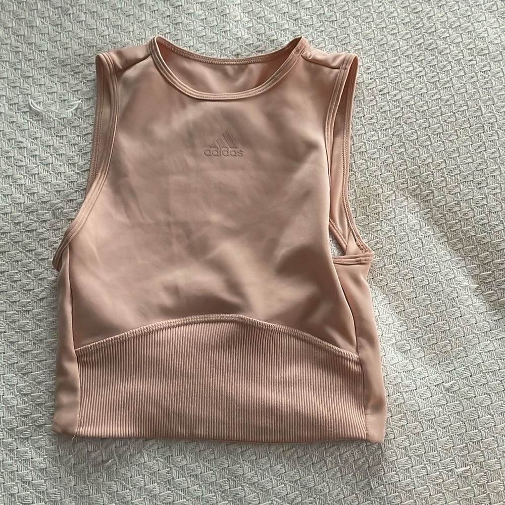 Pink cropped athletic tank top